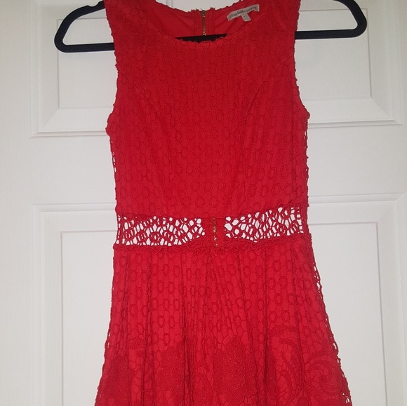 Dress - Picture 4 of 5